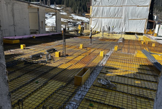 Im Erdgeschoss ist der Beton da